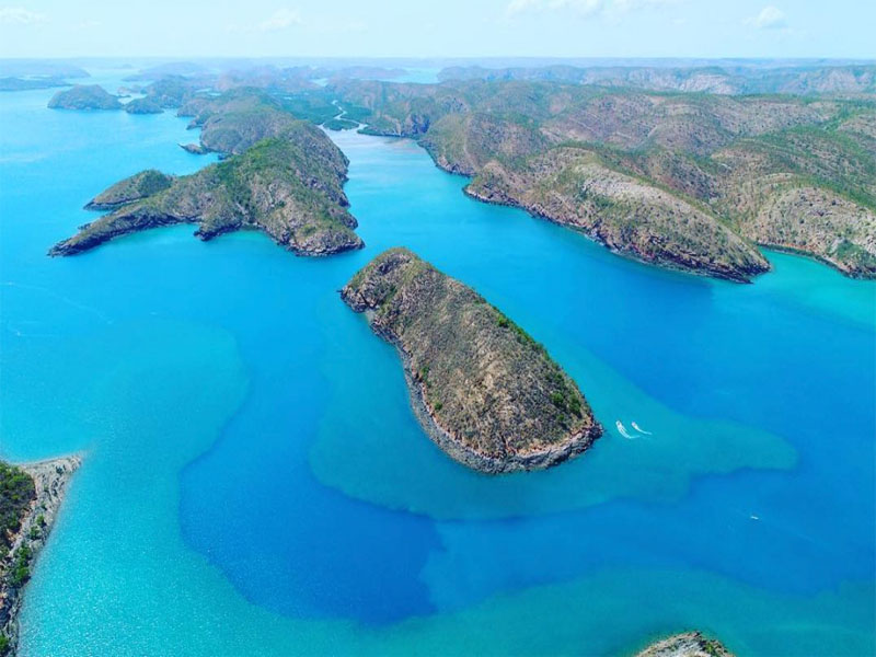 Buccaneer Archipelago from the air Go Horizontal tour