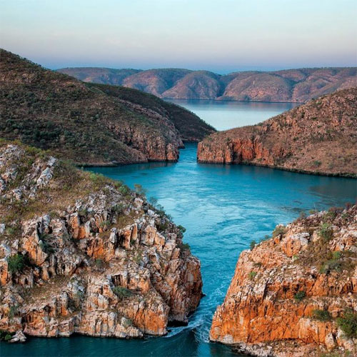GO HORIZONTAL FALLS tours water rushing image GO HORIZONTAL FALLS tours water rushing image