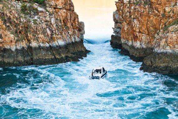 HORIZONTAL-FALLS-SEAPLANE-ADVENTURES
