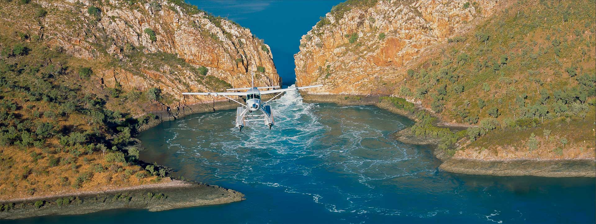 HORIZONTAL-FALLS-plane-flight-view-of-aircraft