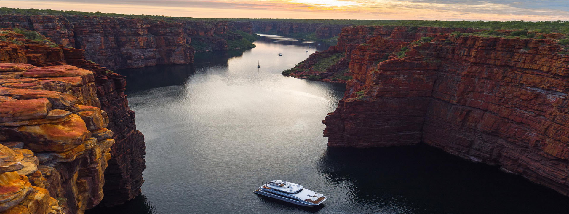 OCEAN DREAM PRICES slider OCEAN DREAM PRICES slider