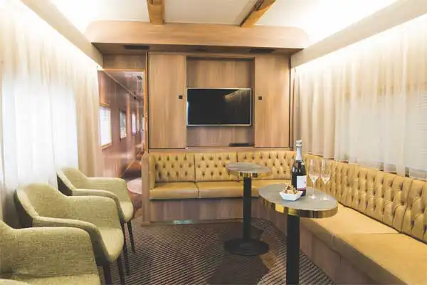 CHAIRMANS-CARRIAGE-cabin-service-INDIAN-PACIFIC CHAIRMANS-CARRIAGE-cabin-service-INDIAN-PACIFIC