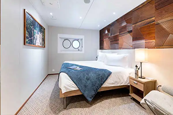 CORALGEOGRAPHER-Coral-Deck-Cabin