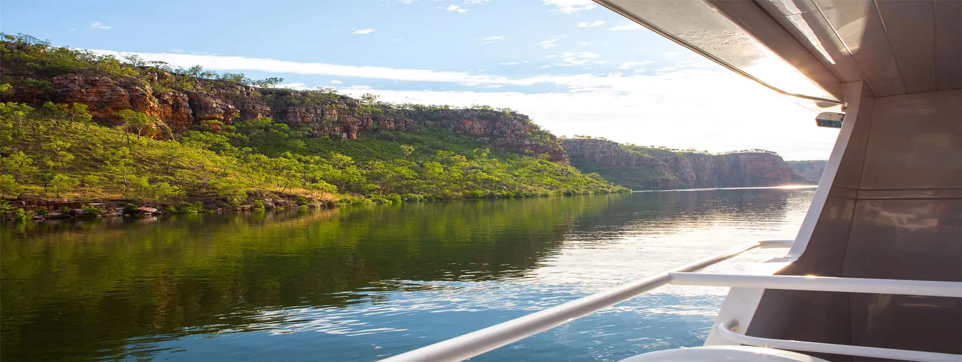 KIMBERLEY-EXPLORERS0CABINS-view