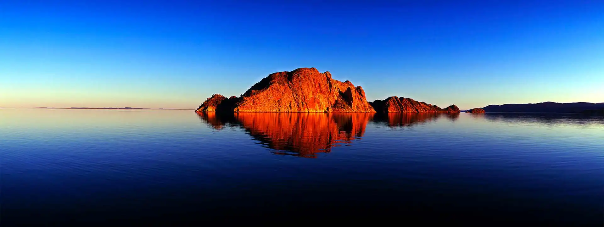 LAKE-ARGYLE-Berenice-Carter-photo