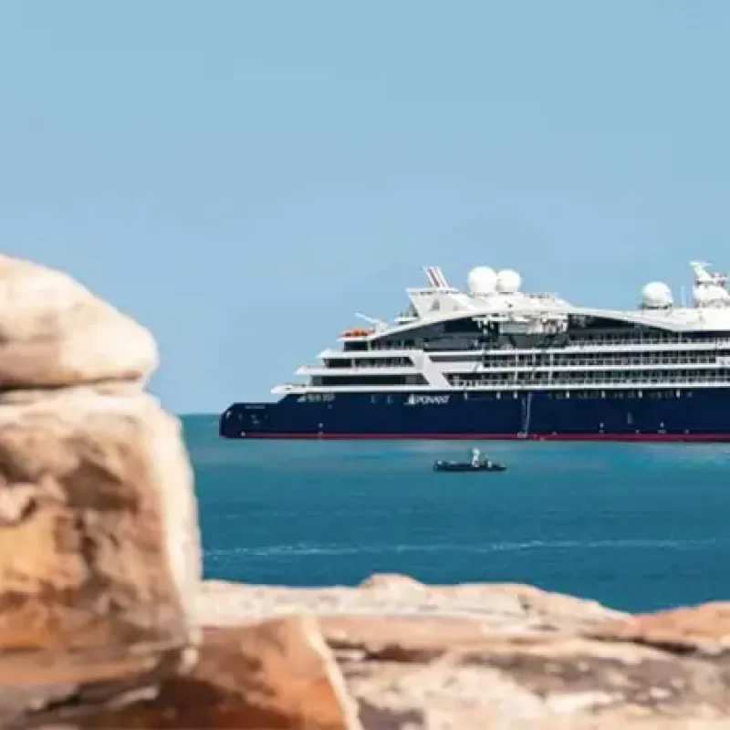 LE-BELLOT-Kimberley-cruise-vessel-luxury-2 LE-BELLOT-Kimberley-cruise-vessel-luxury-2