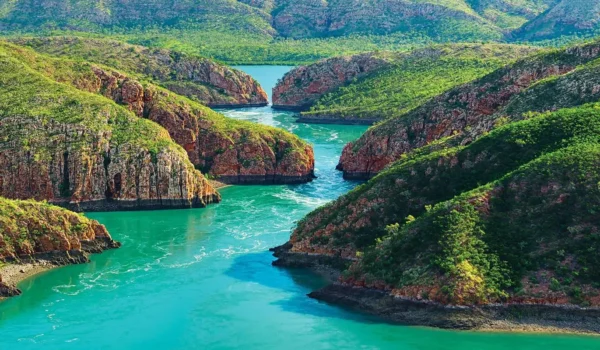 SEABOURN-PURSUIT-kimberley-cruise-horizontal-falls