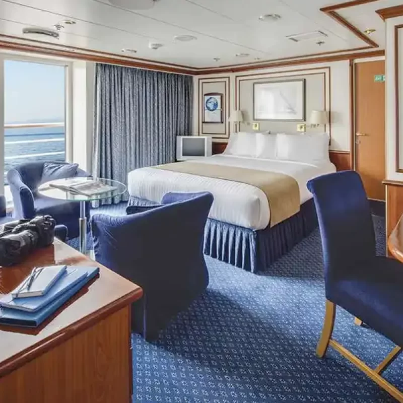 NATIONAL-GEOGRAPHIC-lindblad-expeditions-ship-cabins-image