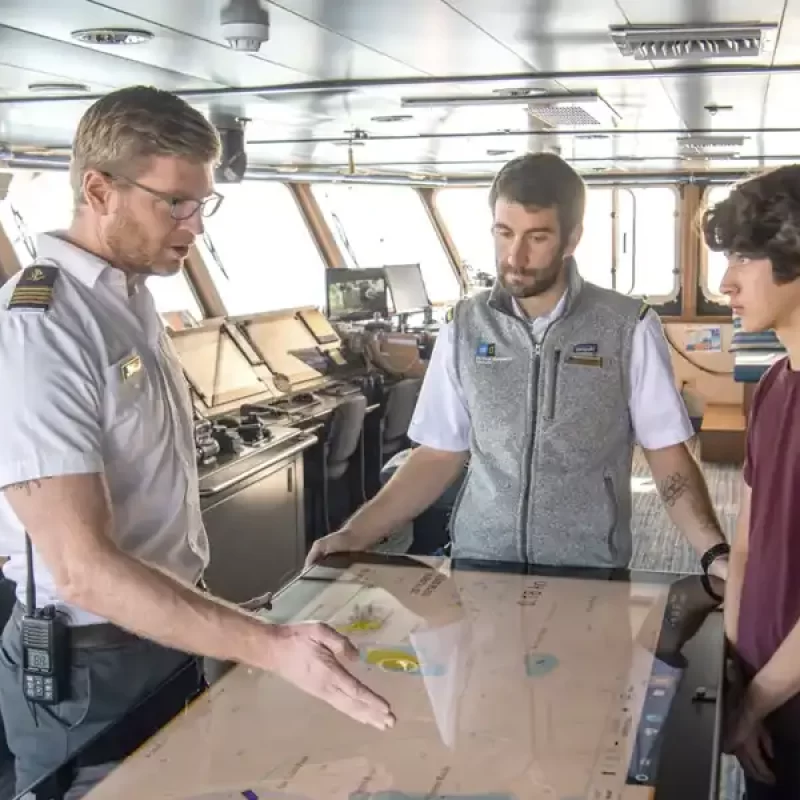 NATIONAL-GEOGRAPHIC-lindblad-expeditions-ship-deck-plans-image