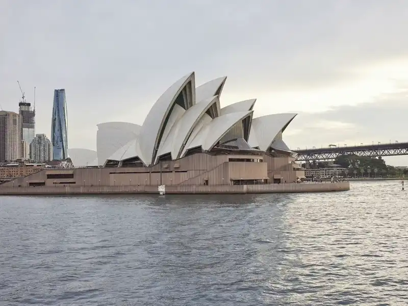 DISCOVER-ADELAIDE-SYDNEY-2025-PACKAGE-image DISCOVER-ADELAIDE-SYDNEY-2025-PACKAGE-image