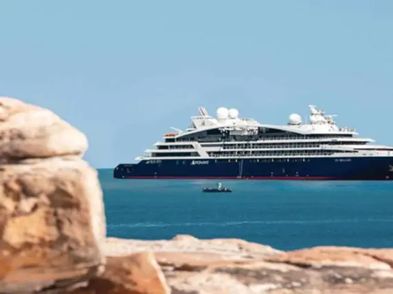 LE-BELLOT-Kimberley-cruise-vessel-luxury-2