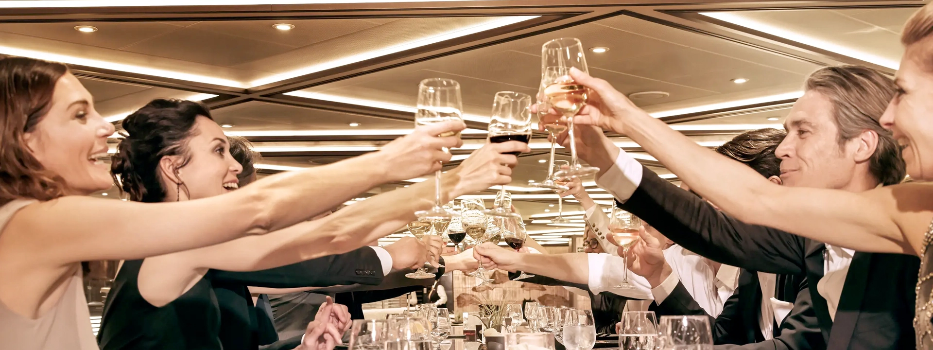 SILVERSEA-ENRICHING-KIMBERLEY-CRUISE-OFFER-slider-image