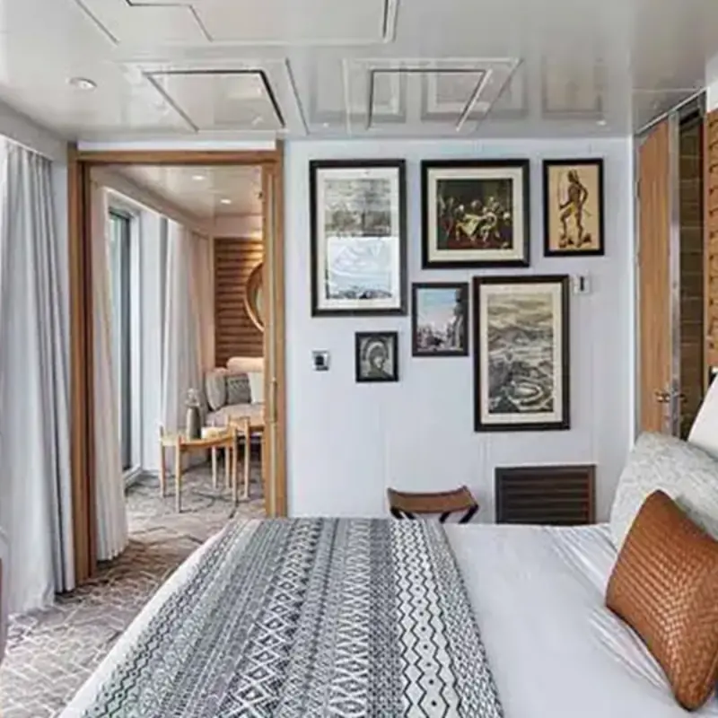 LE-LAPEROUSE-cabins-image-box LE-LAPEROUSE-cabins-image-box