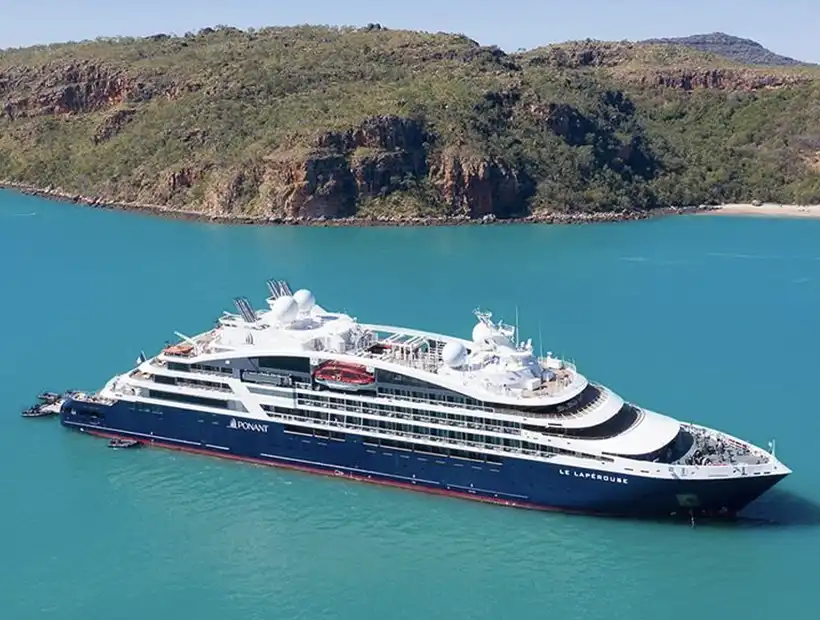 LE JACQUES CARTIER deals image
