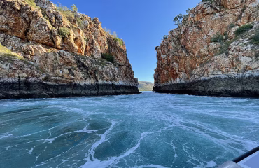 HORIZONTAL FALLS SEAPLANE ADVENTURES falls approach high tide
