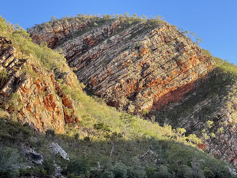 CYCLONE CREEK stunning rock strata - IMG_7494 copy 2