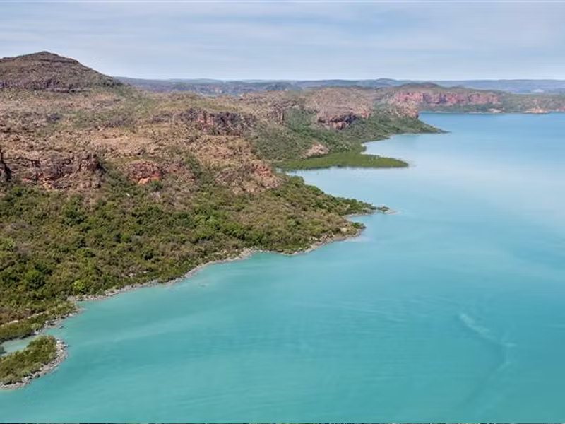 HUNTER RIVER Natruraliste Island True North