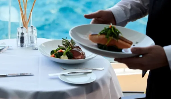 Seabourn Pursuit-insuite-dining