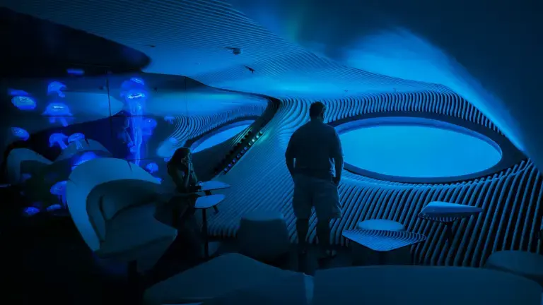 The Blue Eye Underwater Lounge - PONANT Le Jaques Cartier
