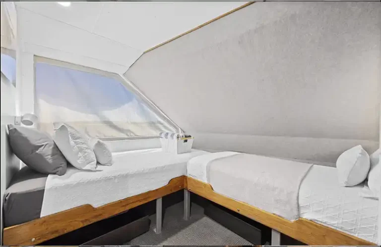 DIVERSITY II twin statesman beds cabin configuration
